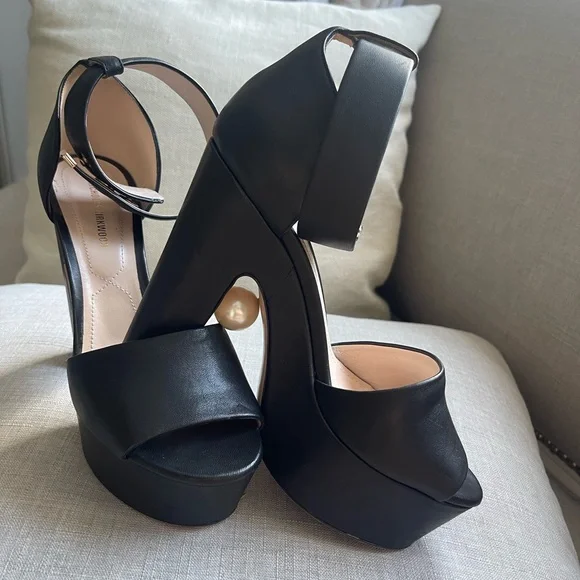 Nicholas kirkwood leather platform sandals with the signature pearl. - Picture 3 of 9